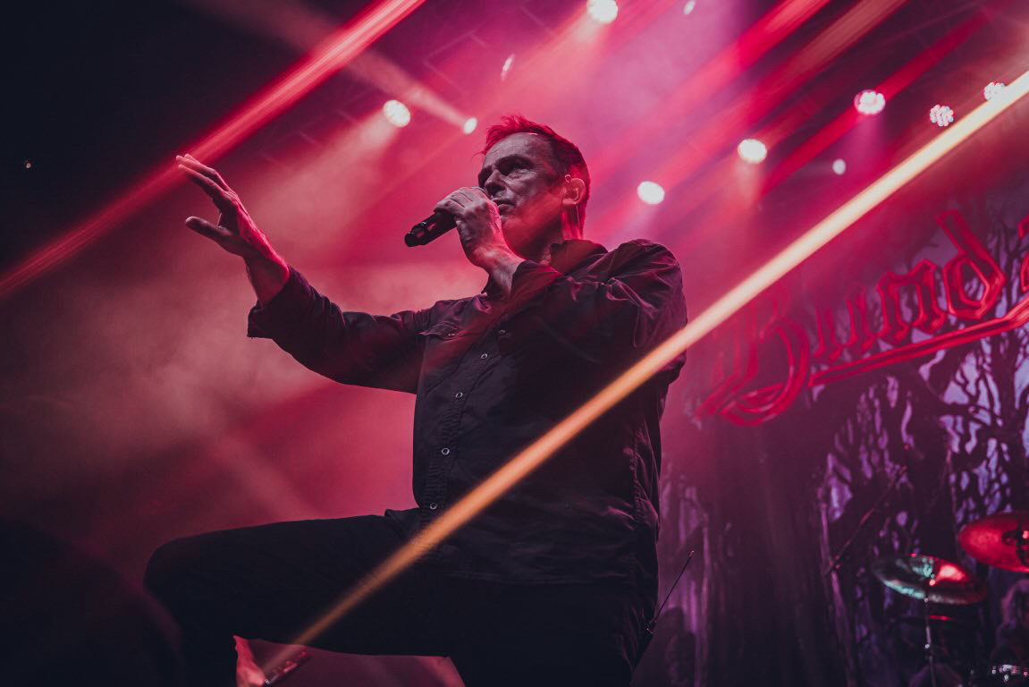 BEC6F81F-1201-4327-8116-5697F00F0D01